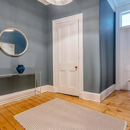 아파트 Elegant 2br On Leven St *