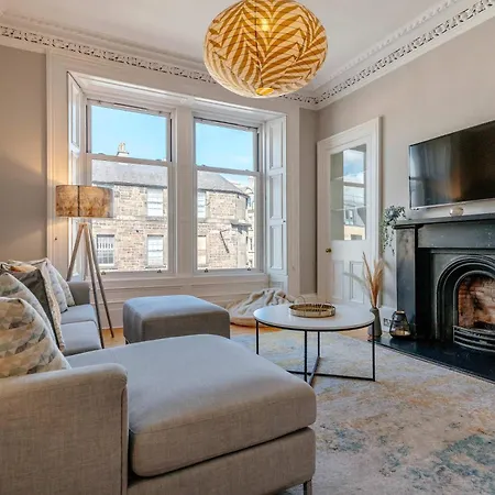 Elegant 2br On Leven St Edimburgo