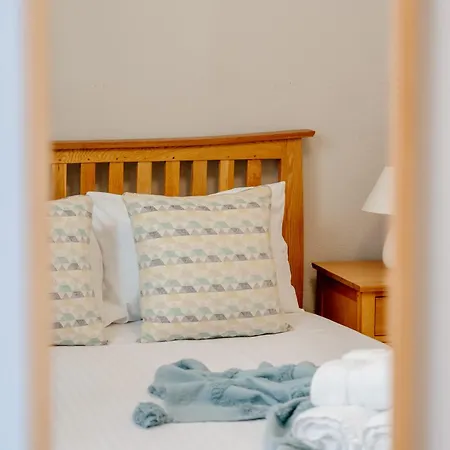 Appartement Elegant 2br On Leven St