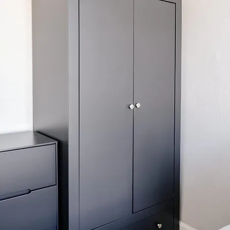 Elegant 2br On Leven St Appartement