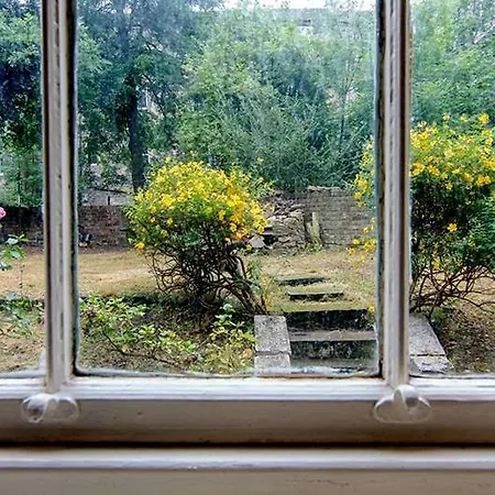 Spacious Flat Near Centre Apartament Edynburg