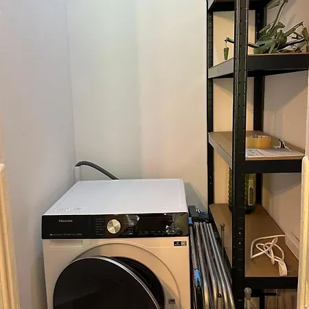 Stylish 3 Bed 2 Bath Ground Floor Main Door Flat In Marchmont