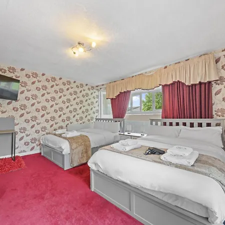 Strathalmond 4 Bedroom House - Edinburgh