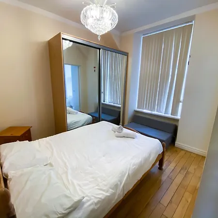 Charming Old Town Flat By Royal Mile * Edinburgh