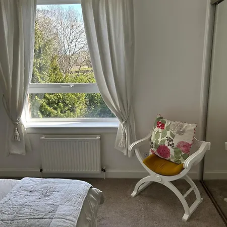아파트 An Immaculate 3 Bedroomed In Edinburgh's Southside