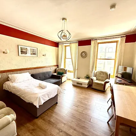 Clerk Streets Georgian Apartment - Superfast Wifi - Central Edinburgh * Edimburgo