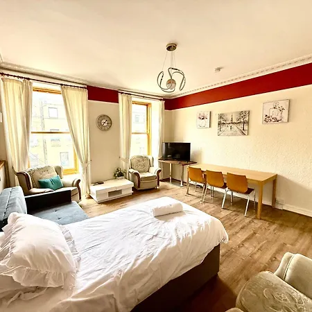 Clerk Streets Georgian Apartment - Superfast Wifi - Central Edinburgh Apartamento *