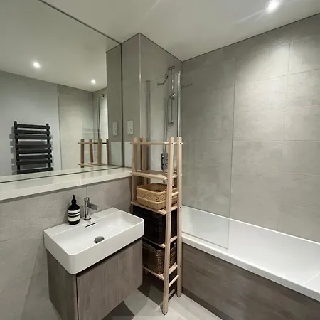 Centre Modern Luxury - Royal Mile *