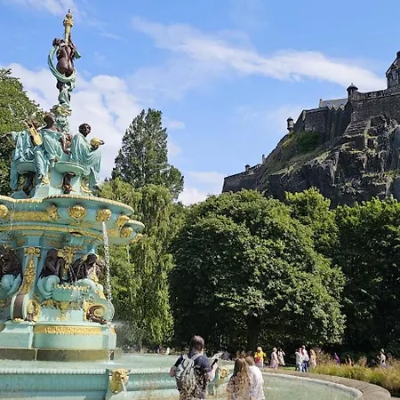 Apartament Modern Broughton - Walk To Centre And St Quarter