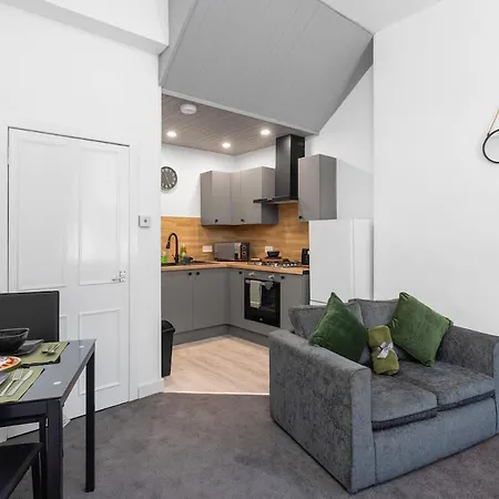 Sleek Canalside In *