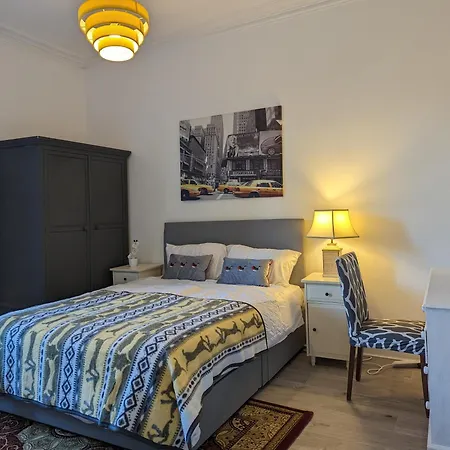 2 Bedroom Flat In