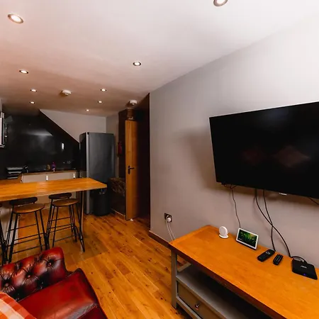 Apartamento Luxurious Stockbridge On The Canal Edimburgo