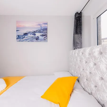 Luxurious Stockbridge On The Canal Apartment Edinburgh