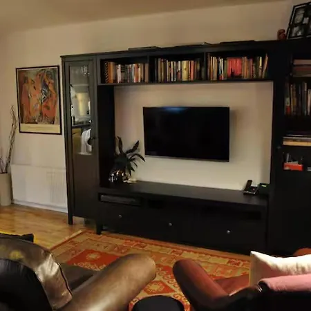 2-bed Seaside - Sleeps 5 & Free Parking Edinburgh