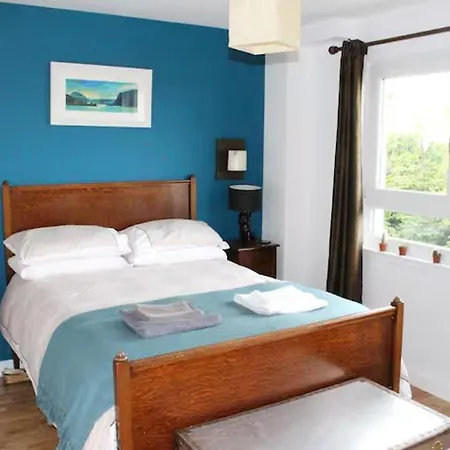 2-bed Seaside - Sleeps 5 & Free Parking