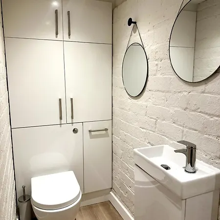Stylish 2br - Walk To Attraction * Edinburgh