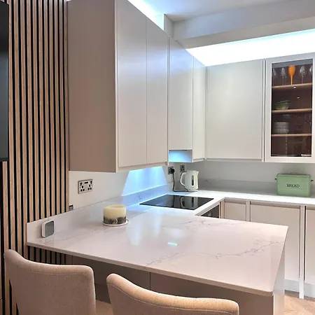 Luxury Stockbridge One Bedroom * Edinburgh