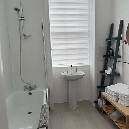 Apartamento Quiet Garden View 2br Center Near Fringe *