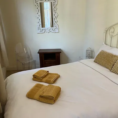 The Cosy Courtyard Lägenhet *