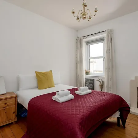 招待所 Double Edinburgh Homestay