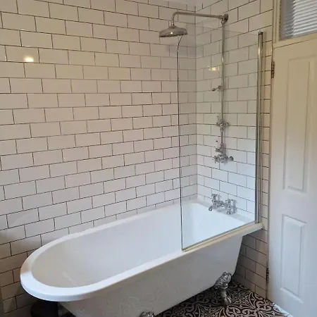 公寓 Bright 2 Bedroom Flat Edinburgh *