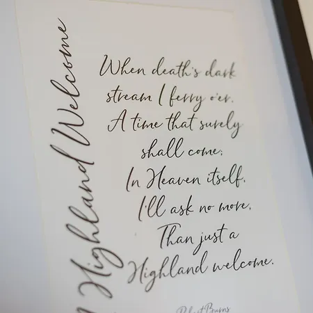 Cosy 2-bedroom Flat Close To Centre