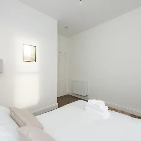 Appartement Cosy 2-bedroom Flat Close To Centre Édimbourg