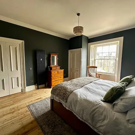 Διαμέρισμα 2nd Floor Townhouse *