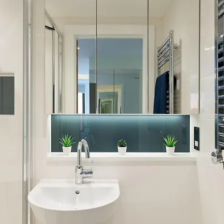 Modern In Lejlighed *