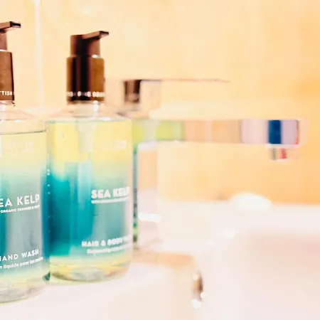 Centre Escape With Private Garden * Edinburg