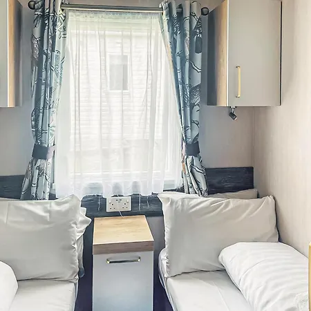 Mortonhall Park Edinburgh