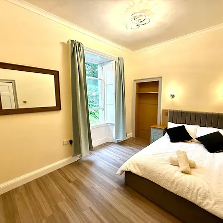 The Handy Hub Luxury Victorian - Fast Wifi & * Édimbourg