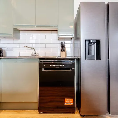 Huge 8b Centre Stay-16 Groups Apartment