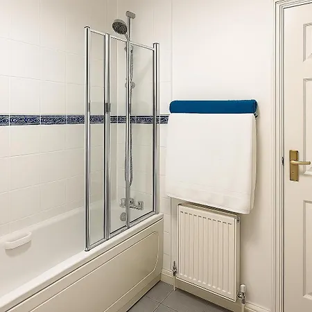 Elegant 2 Bed-ground Floor