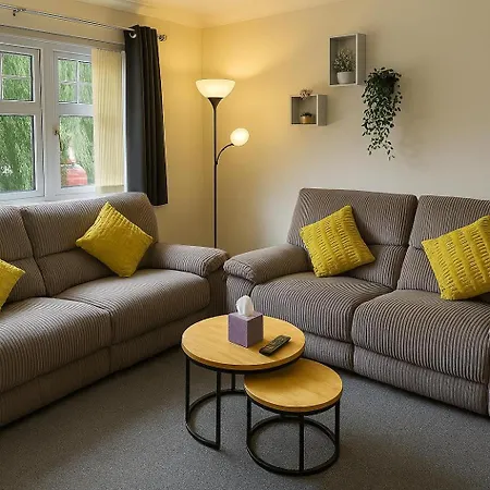 Elegant 2 Bed-ground Floor *