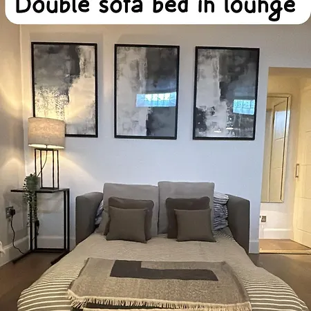 The Gardners In Centre With Parking Apartamento Edimburgo