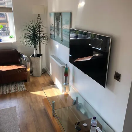 17 Flat 11 Slateford Gait Edinburgh