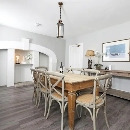 Βίλα Blossom Mansion