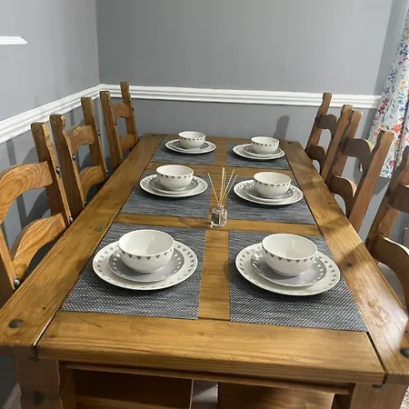 3 Bed With Free Parking Lägenhet Edinburg