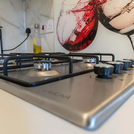 Callums Place In Near Portobello