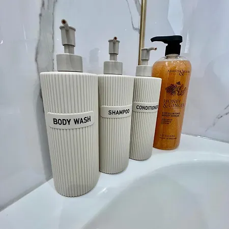 아파트 Easter Cosy 4 Bedroom -