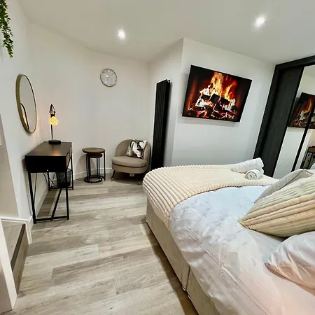 Easter Cosy 4 Bedroom - *