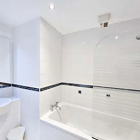 Stylish 3-bedroom Duplex With Patio * Edinburgh