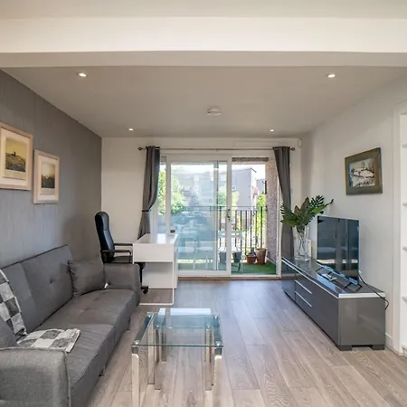 Appartement Pass The Keys Newly Renovated 1 Bedroom Flat -