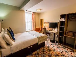 Cairn & Apart-hotel 3*