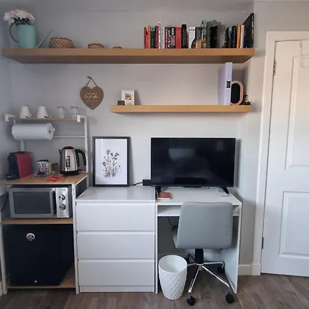 Innisfail Edi - Double With Private Bathroom