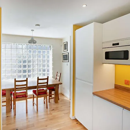 Apartment House Close To Old Town *