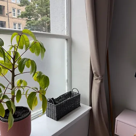 Charming Flat In Vibrant Leith * Edinburgh