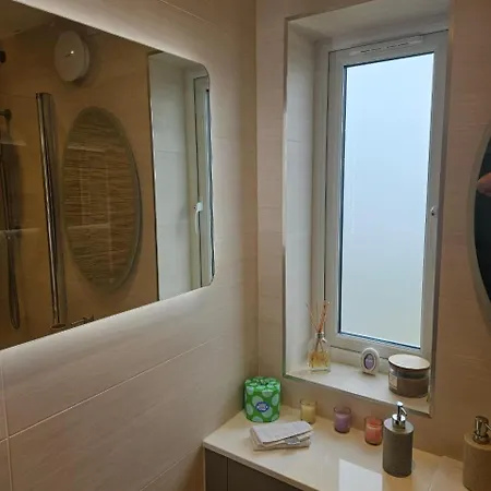 Relaxing - Suburbs Apartment Edinburgh