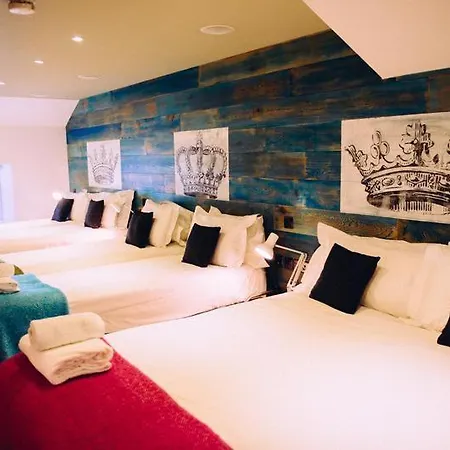 Stay Central Hotel Hotell 3*